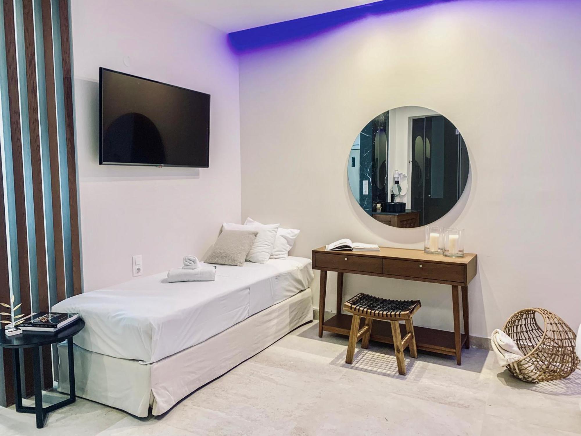 Made Of Blue Luxury Suites Collection Rethymno  ภายนอก รูปภาพ