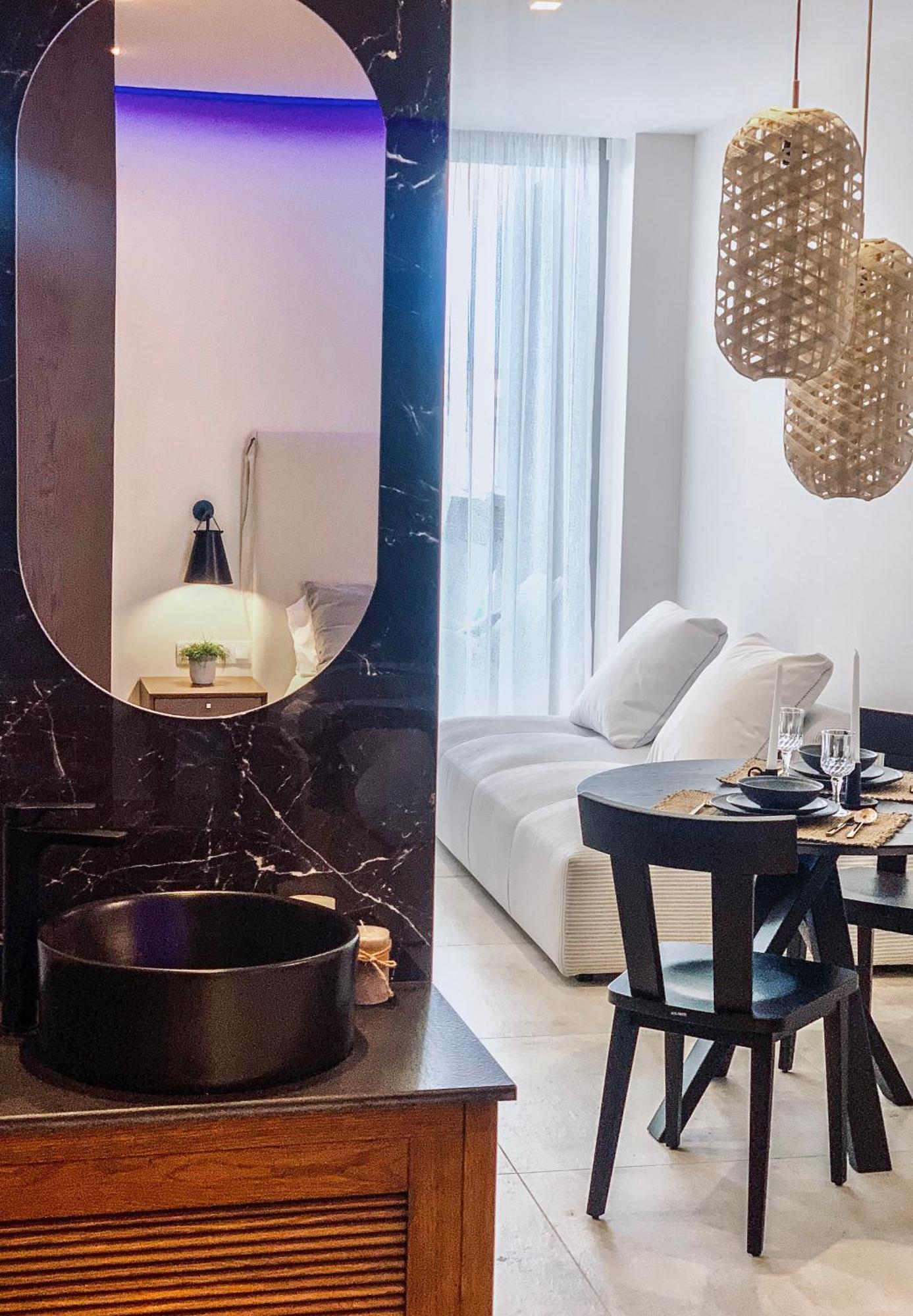 Made Of Blue Luxury Suites Collection Rethymno  ภายนอก รูปภาพ
