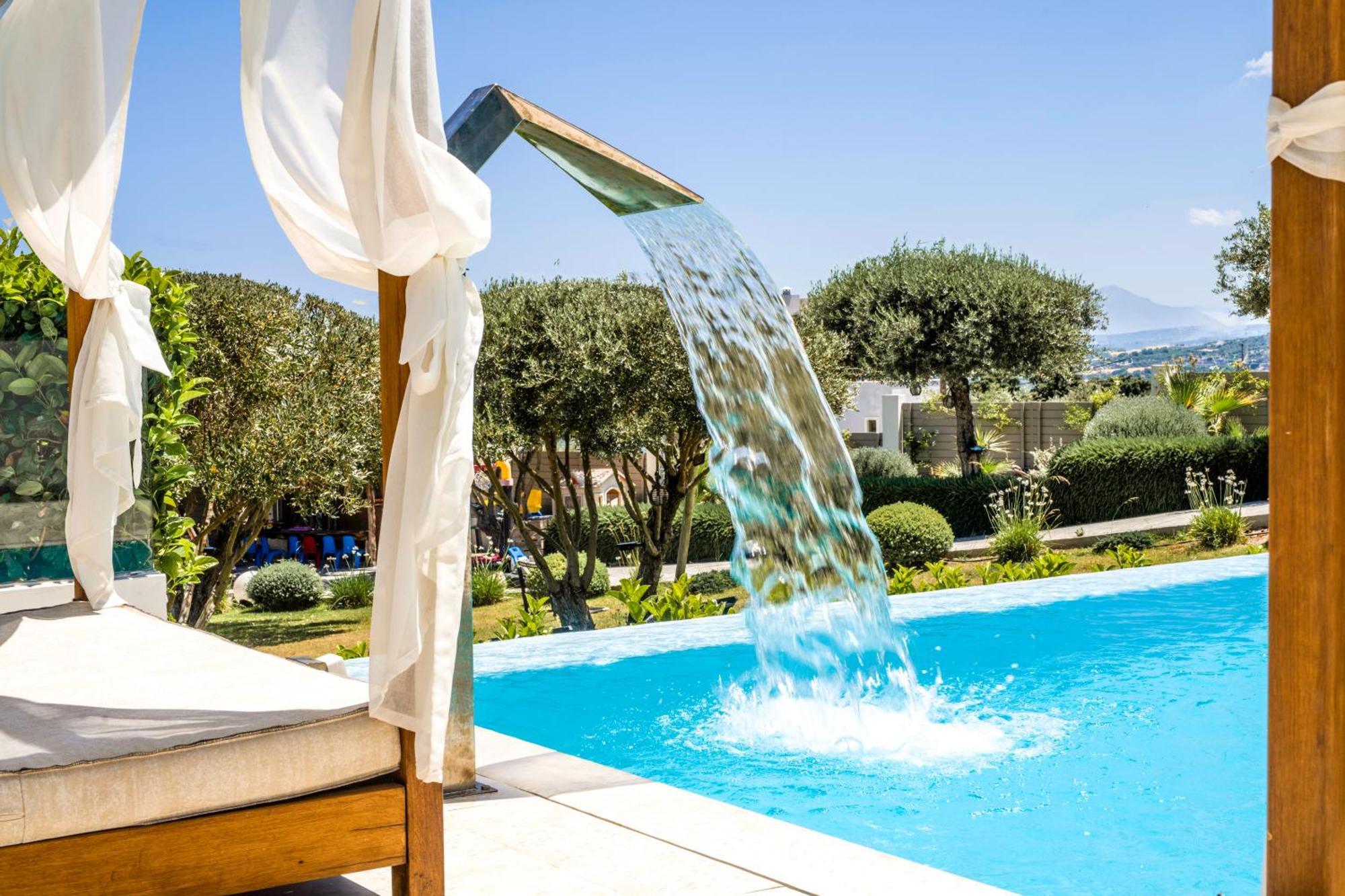Made Of Blue Luxury Suites Collection Rethymno  ภายนอก รูปภาพ