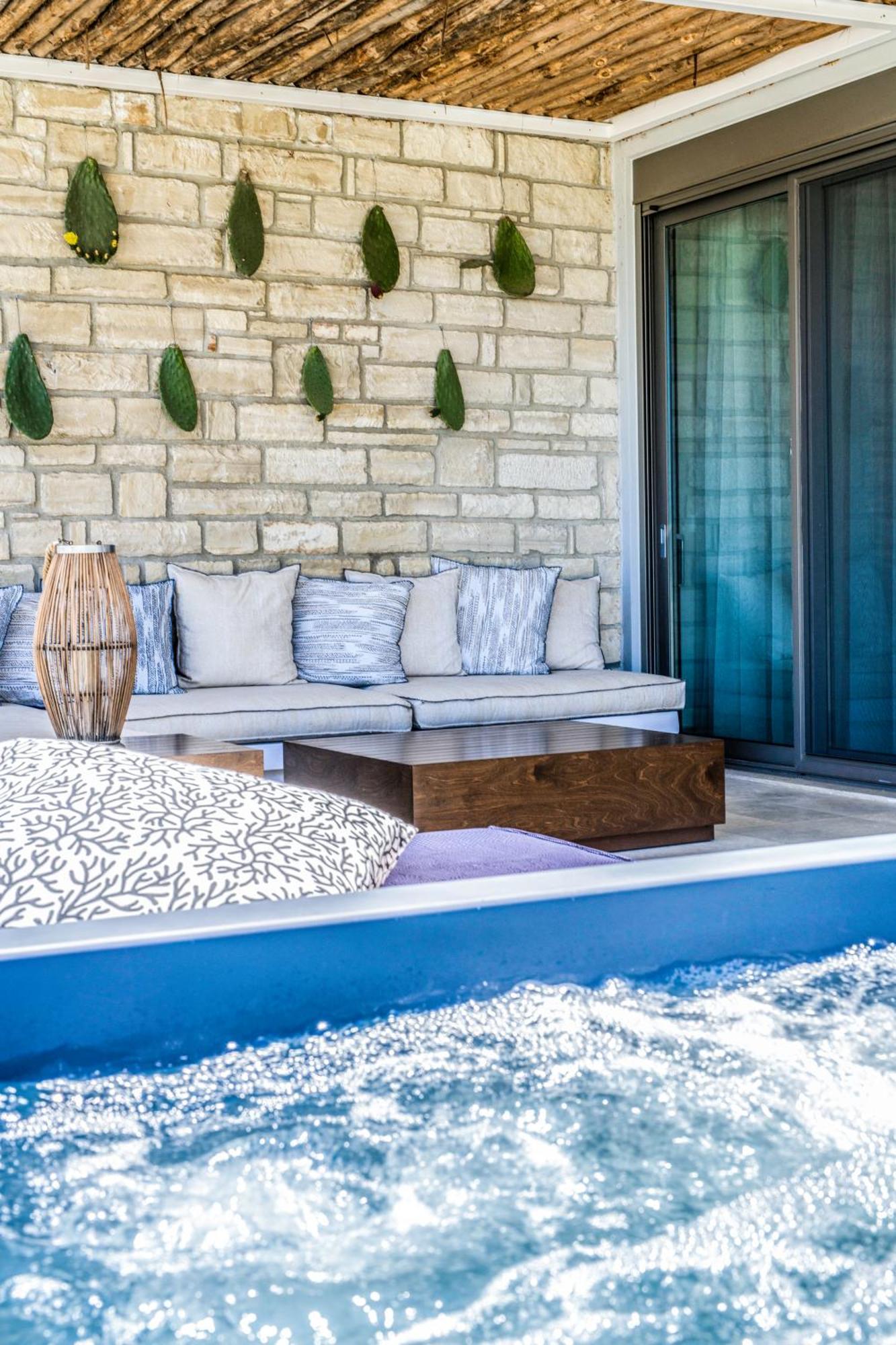 Made Of Blue Luxury Suites Collection Rethymno  ภายนอก รูปภาพ
